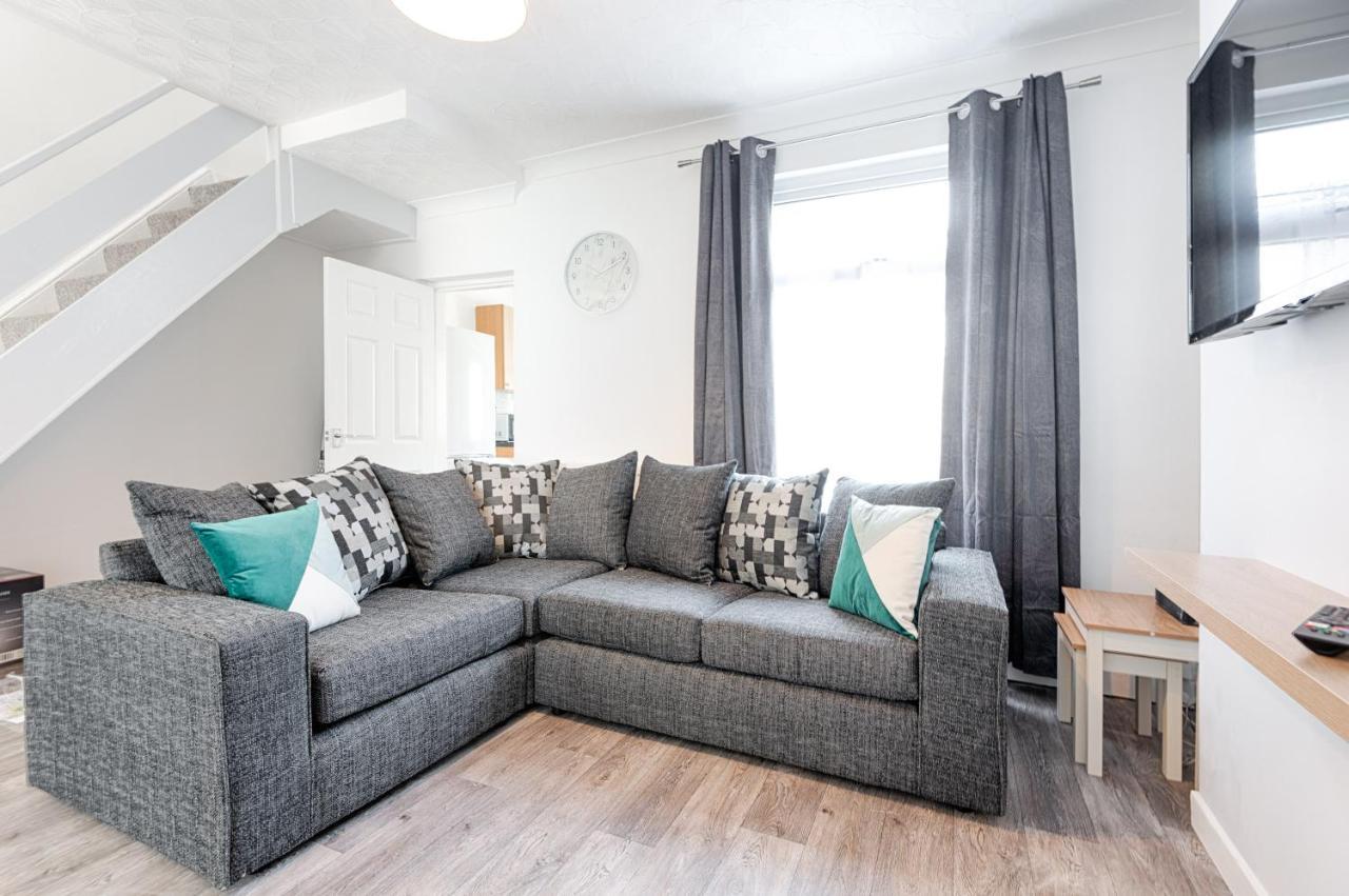 City Centre, Parking, Smart Tv'S In All Rooms Swansea Extérieur photo