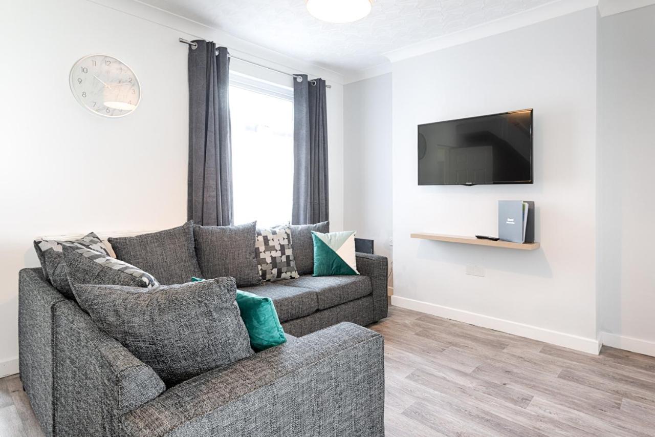 City Centre, Parking, Smart Tv'S In All Rooms Swansea Extérieur photo