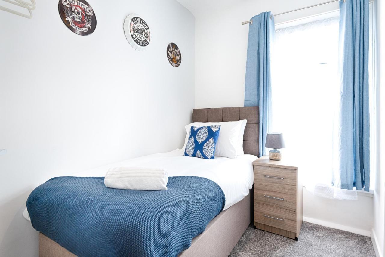 City Centre, Parking, Smart Tv'S In All Rooms Swansea Extérieur photo